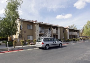 Creekside Village Senior Apartments in Sacramento, CA - Building Photo
