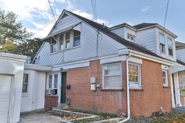 316-318 5th Ave in New Cumberland, PA - Building Photo - Building Photo