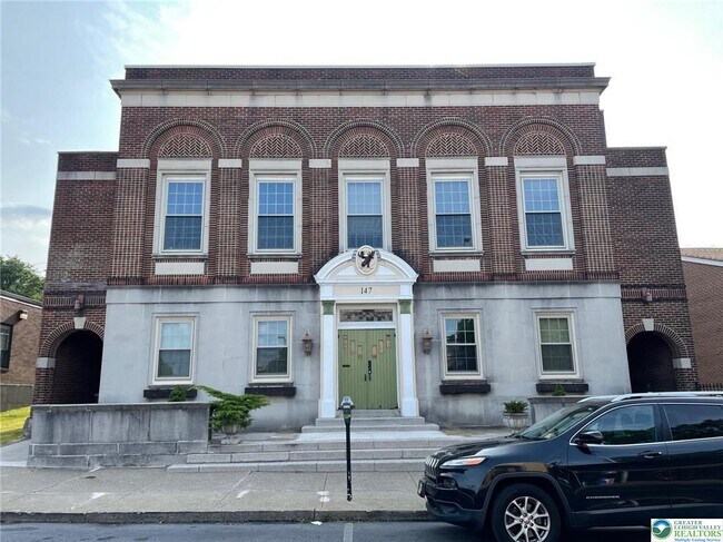 143 S 4th St in Easton, PA - Building Photo - Building Photo