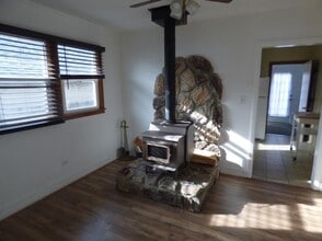 752 Sierra St in Susanville, CA - Building Photo - Building Photo
