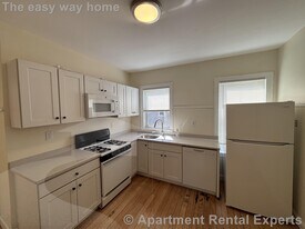 65 Wareham St, Unit #2 in Medford, MA - Building Photo