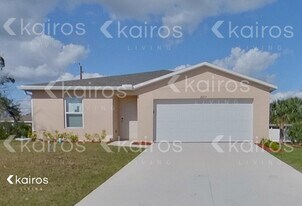 20254 Lorenzo Ave in Port Charlotte, FL - Building Photo