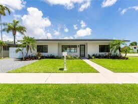 1181 NE 202nd St in North Miami Beach, FL - Building Photo