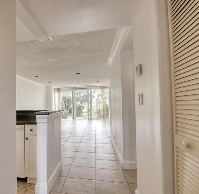 4489 Luxemburg Ct in Greenacres, FL - Building Photo - Building Photo