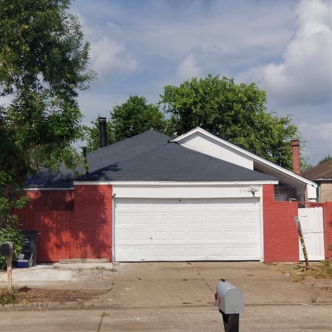 property at 6342 Gladewell Dr