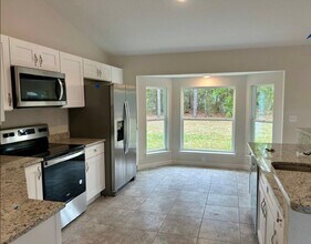8838 SE 161st St in Summerfield, FL - Building Photo - Building Photo