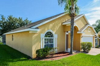 120 Vine Dr in Davenport, FL - Building Photo - Building Photo