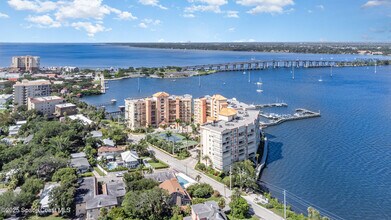 104 Riverside Dr in Cocoa, FL - Building Photo - Building Photo