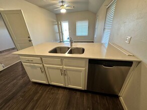 411 Summit Ridge Dr in Oklahoma City, OK - Building Photo - Building Photo
