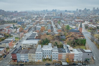 1217 E Preston St in Baltimore, MD - Building Photo - Building Photo