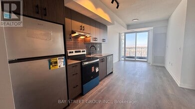 4878 Powers Cmn in Burlington, ON - Building Photo - Building Photo