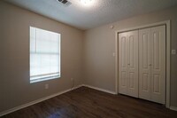 135 Pierce Dr photo'