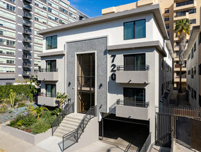 NEW 2 Bed, 2 Bath LOFTS! HEART OF KOREATOW... in Los Angeles, CA - Building Photo - Building Photo