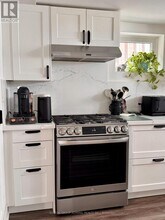 6 Frankfort Ave in Toronto, ON - Building Photo - Building Photo