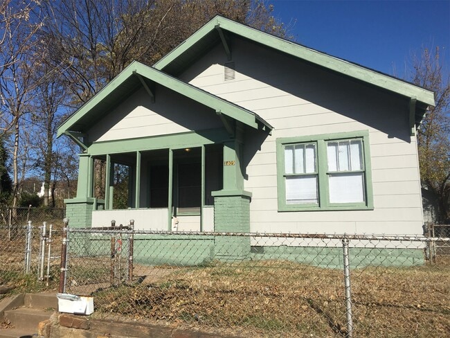 property at 1409 W Archer St