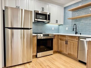 1742 Boston Post Rd in Westbrook, CT - Building Photo - Building Photo