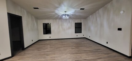 58 Divine Pl in Ardmore, OK - Foto de edificio - Building Photo