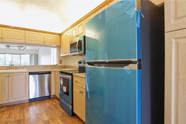 property at 1208 Commonwealth Cir