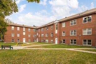 122 45E Av in Montréal, QC - Building Photo