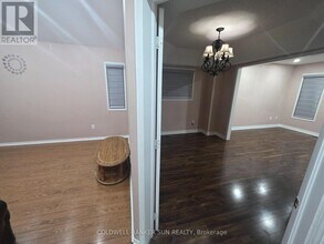 81 Peace Valley Crescent in Brampton, ON - Building Photo - Building Photo