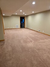 1860 Chandler Ave in St. Charles, IL - Building Photo - Building Photo