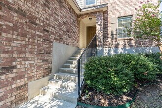 1411 Frio Eagle in San Antonio, TX - Building Photo - Building Photo