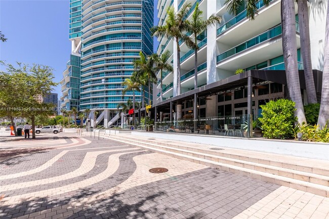 property at 900 Biscayne Blvd