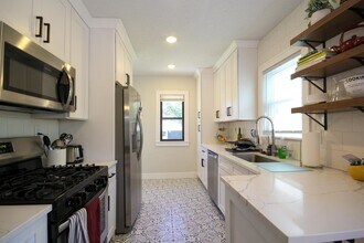 639 Quincy St NE in Minneapolis, MN - Building Photo - Building Photo
