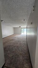 7690 Jana Ln S in Jacksonville, FL - Building Photo - Building Photo
