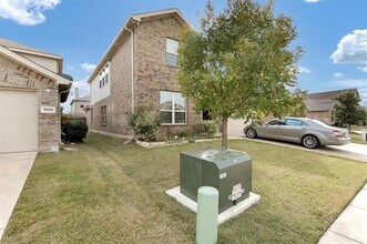 11824 Kurth Dr in Frisco, TX - Building Photo - Building Photo