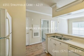 4551 Strutfield Ln in Alexandria, VA - Building Photo - Building Photo