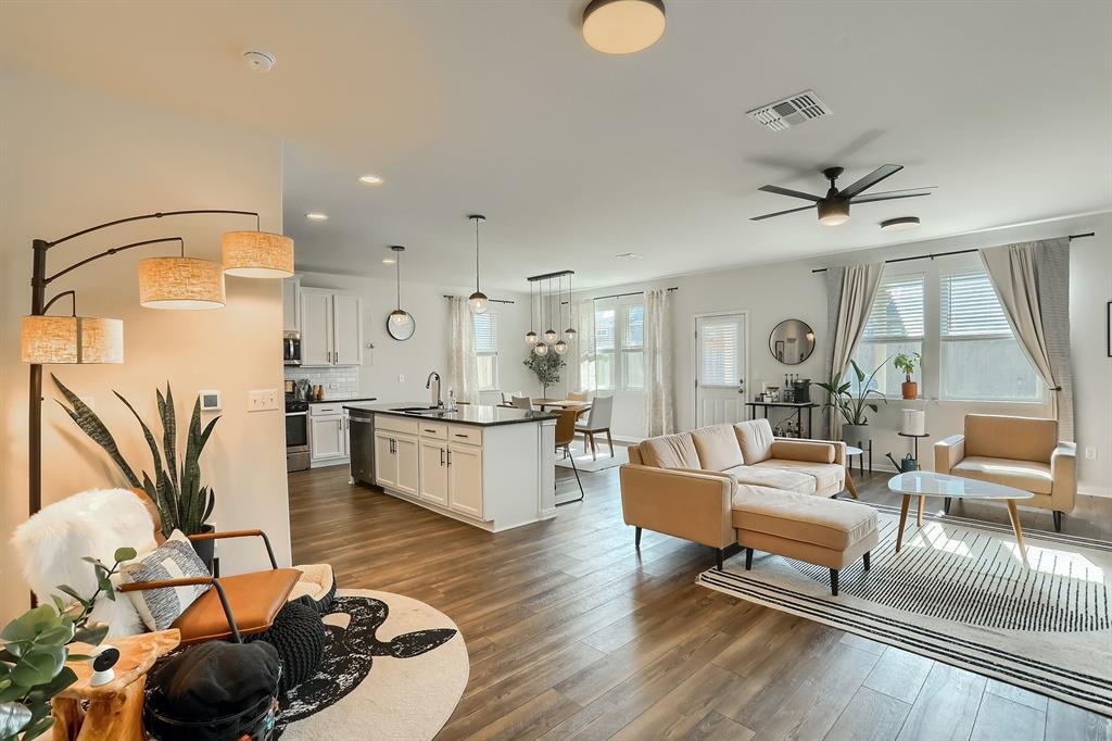 6405 Mary Lewis Dr in Austin, TX - Building Photo