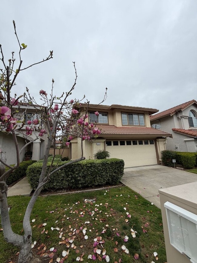 property at 1523 Allegro Ave