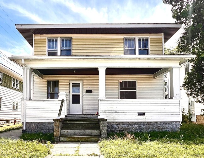 property at 112 E Bowman St