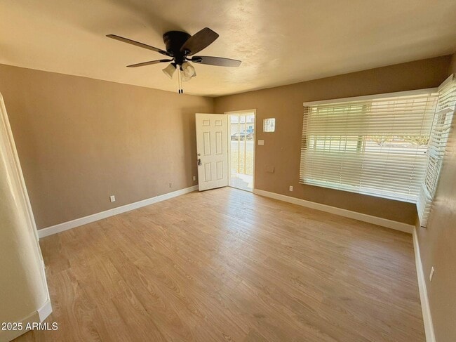 340 E Virginia Cir in Phoenix, AZ - Building Photo - Building Photo