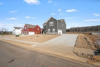 2626 Unitas Dr in Murfreesboro, TN - Foto de edificio - Building Photo