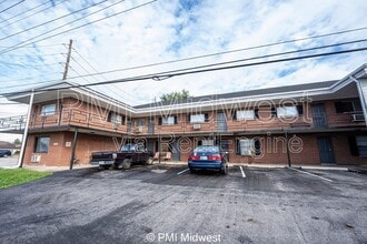 7046 US-36 in Avon, IN - Building Photo - Building Photo