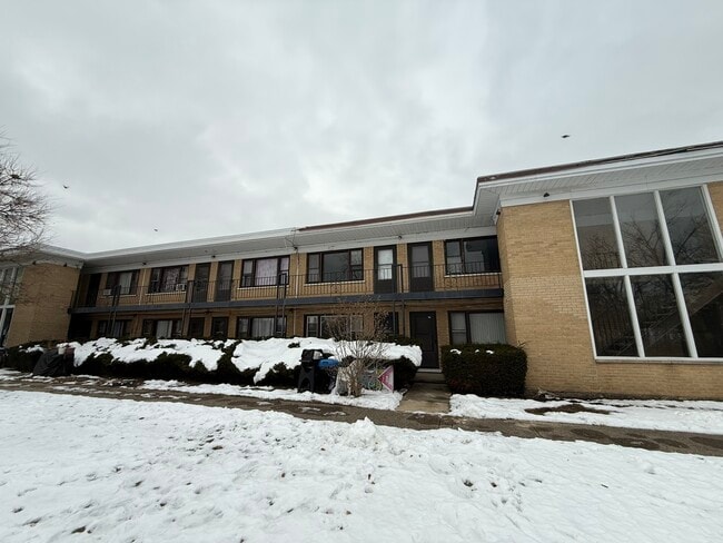 property at 44 N King Arthur Ct