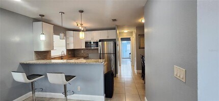 10706 N 15th St in Tampa, FL - Building Photo - Building Photo