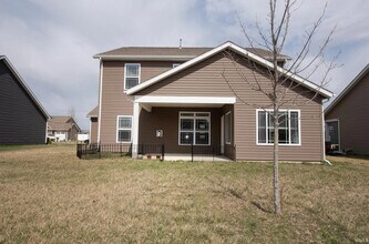 2855 Needletail Dr in West Lafayette, IN - Building Photo - Building Photo