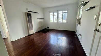 11103 Cumpston St in Los Angeles, CA - Building Photo - Building Photo