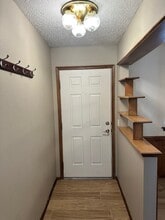 1000 S Howard Ave in Moore, OK - Building Photo - Building Photo