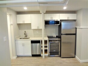 4 Brown Terrace in Boston, MA - Building Photo - Building Photo