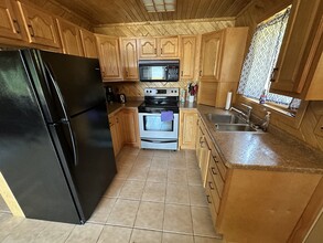 8037 E Shore Dr, Unit 8037 E shore Dr. in Canyon, MN - Building Photo - Building Photo