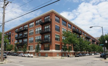 No. Ten Lofts in Chicago, IL - Building Photo - Building Photo