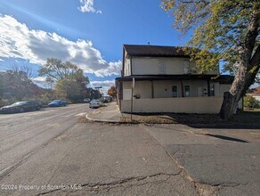 332 Front St in Nanticoke, PA - Foto de edificio - Building Photo