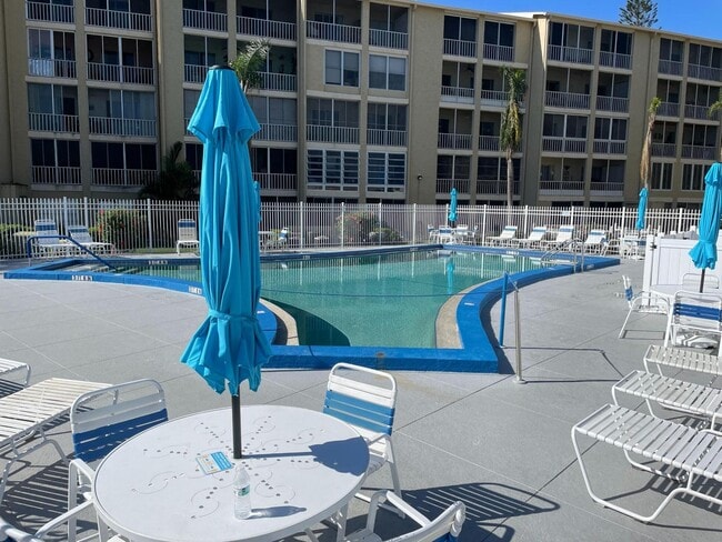 property at 3706 Lake Bayshore Dr