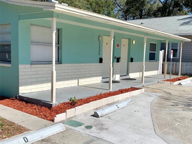 1235 22nd Ave S in St. Petersburg, FL - Building Photo - Building Photo