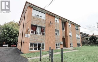 553-553 Birchmount Rd Apartments