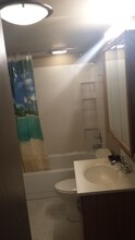 8616 Arlon St in Anchorage, AK - Building Photo - Building Photo